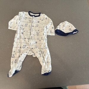 Little Me Dog 6M Sleeper and Hat Blue & White Unisex Boys Snaps Worn 2x